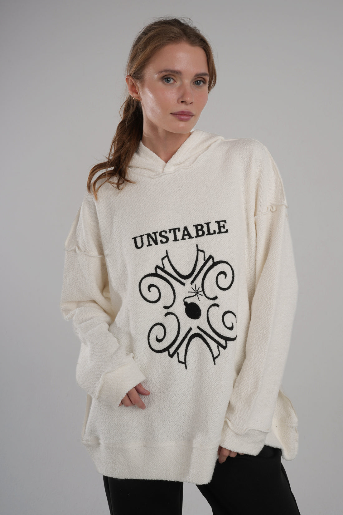 Instabiele hoodie wit