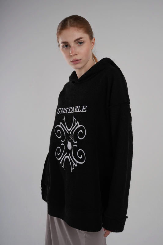 Instabiele hoodie zwart